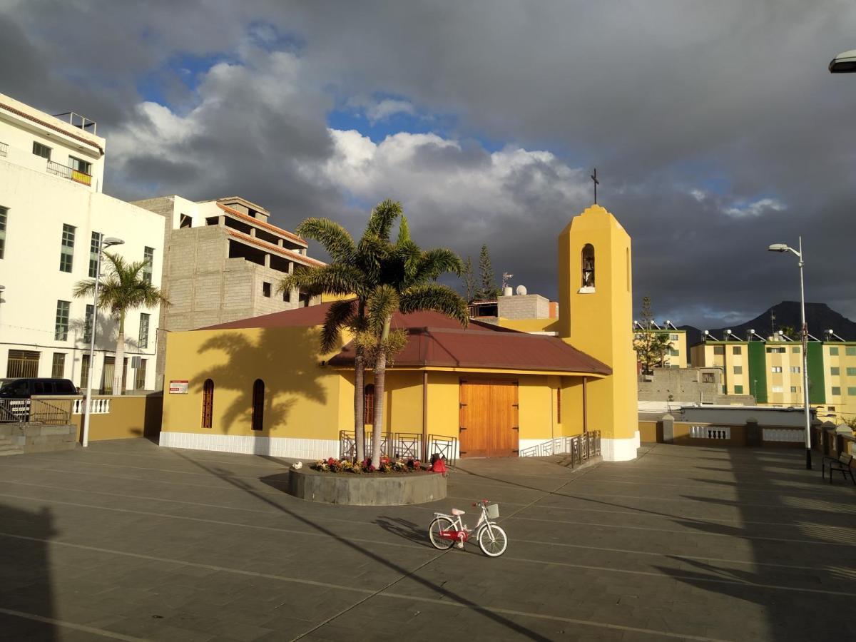 Habitaciones Nathaly Armenime Exterior photo